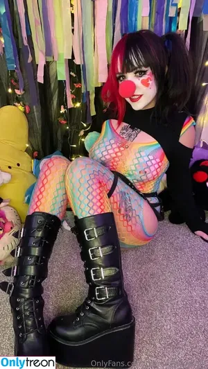gummyghostgirl / dope_lady07 nude photo #0680