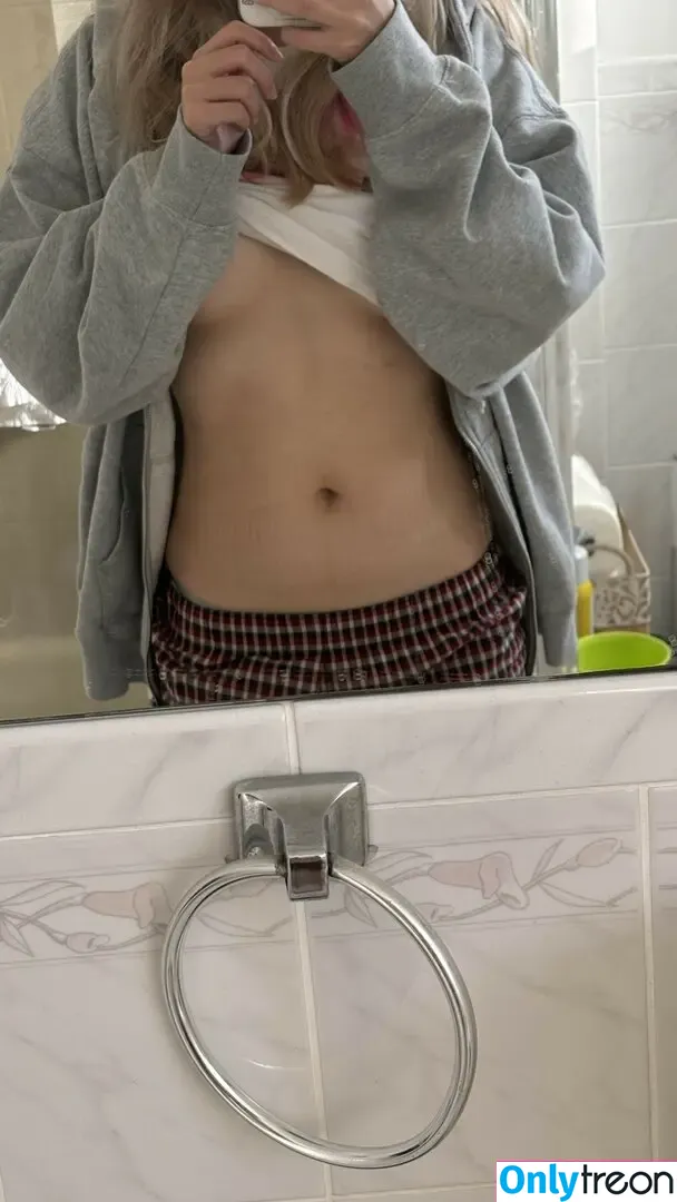 gumpai gumpai_ / zhuuba nude photo #0006 (gumpai / gumpai gumpai_)
