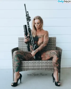 Gun Bunnies / amandashoots фото голая #0196