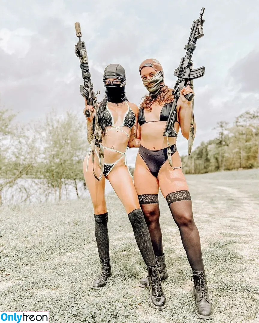 Gun Bunnies голая photo #0079 (amandashoots)