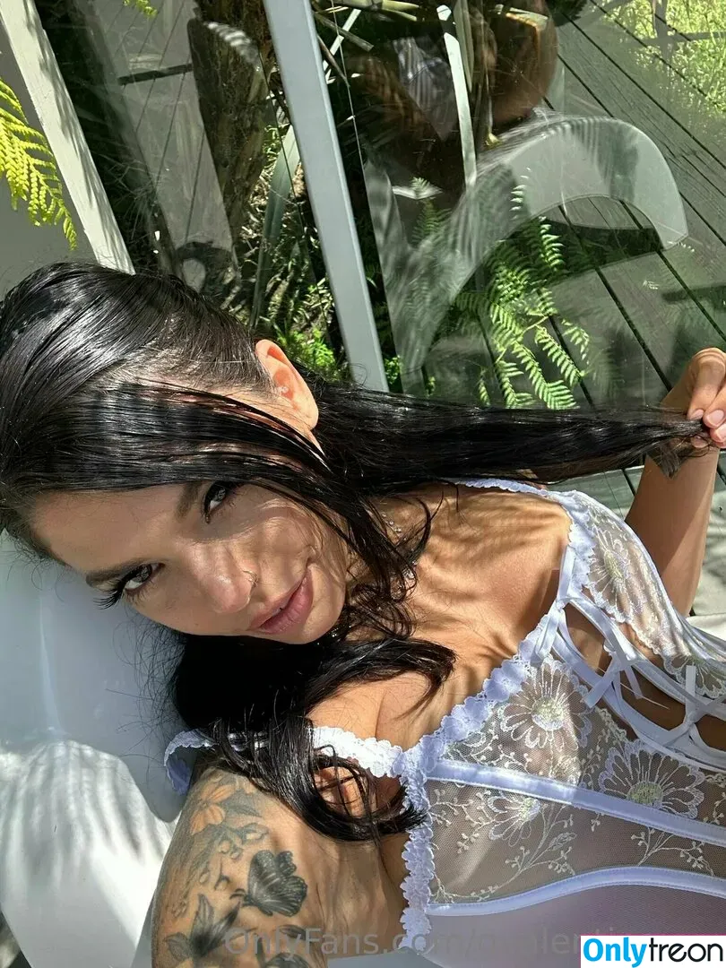 gvalentinaxxx nude photo #0182 (darealginavalentina)