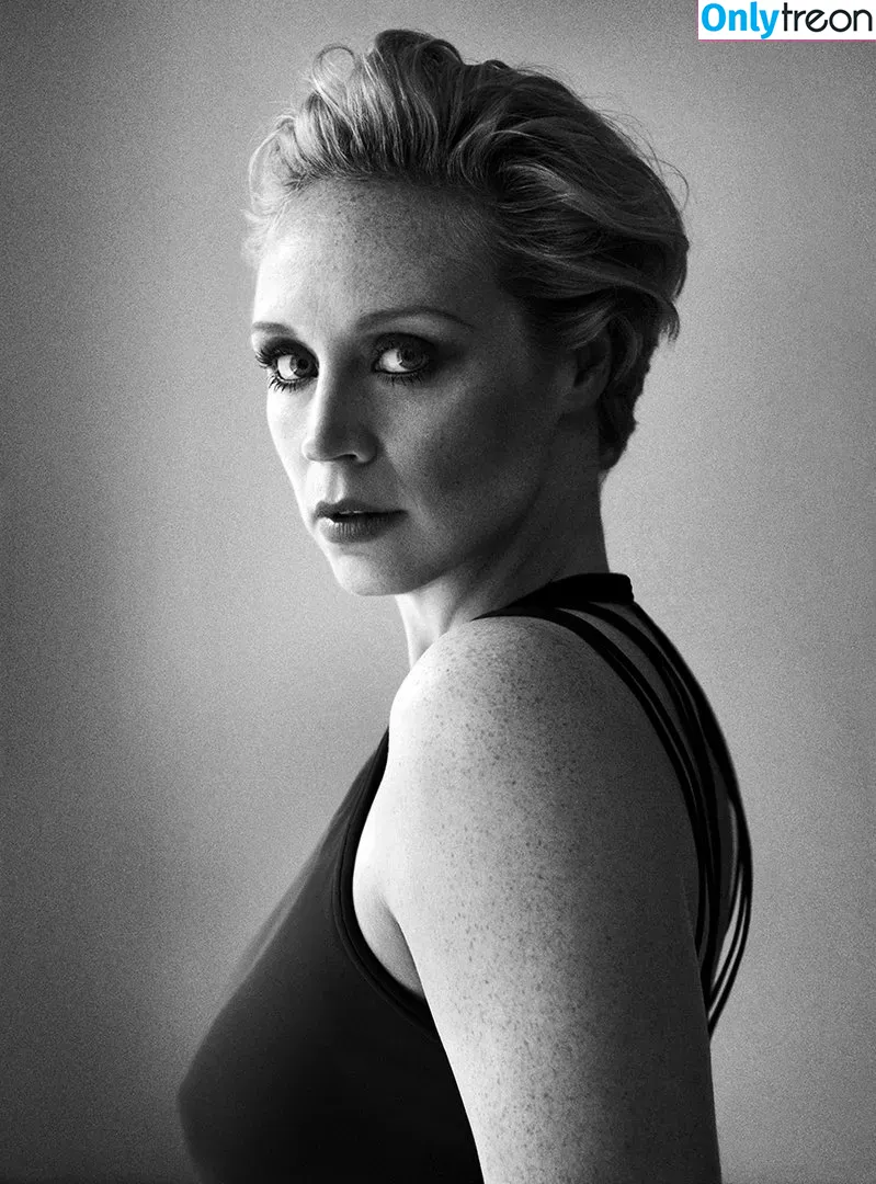 Gwendoline Christie голая photo #0005 (BrienneTarth from GoT / christiestevens / gwendolineuniverse)
