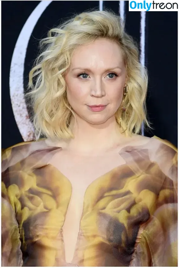 Gwendoline Christie голая photo #0008 (BrienneTarth from GoT / christiestevens / gwendolineuniverse)