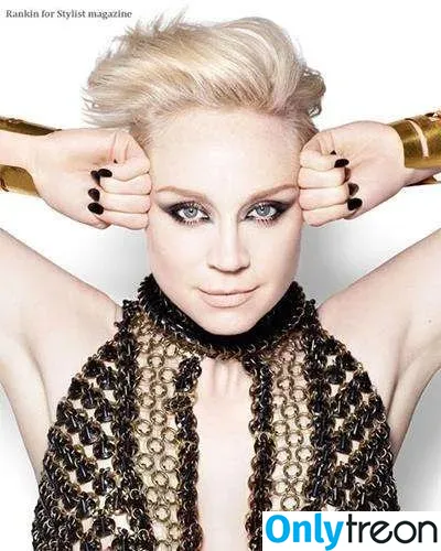 Gwendoline Christie голая photo #0010 (BrienneTarth from GoT / christiestevens / gwendolineuniverse)
