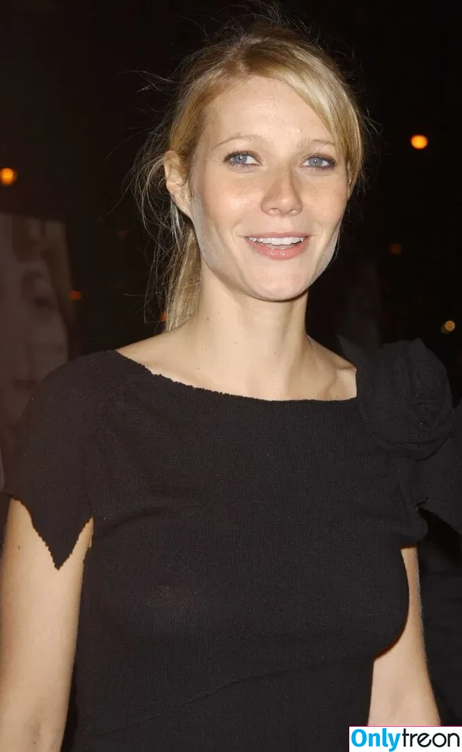 Gwyneth Paltrow nude photo #0203 (GwynethPaltrow)