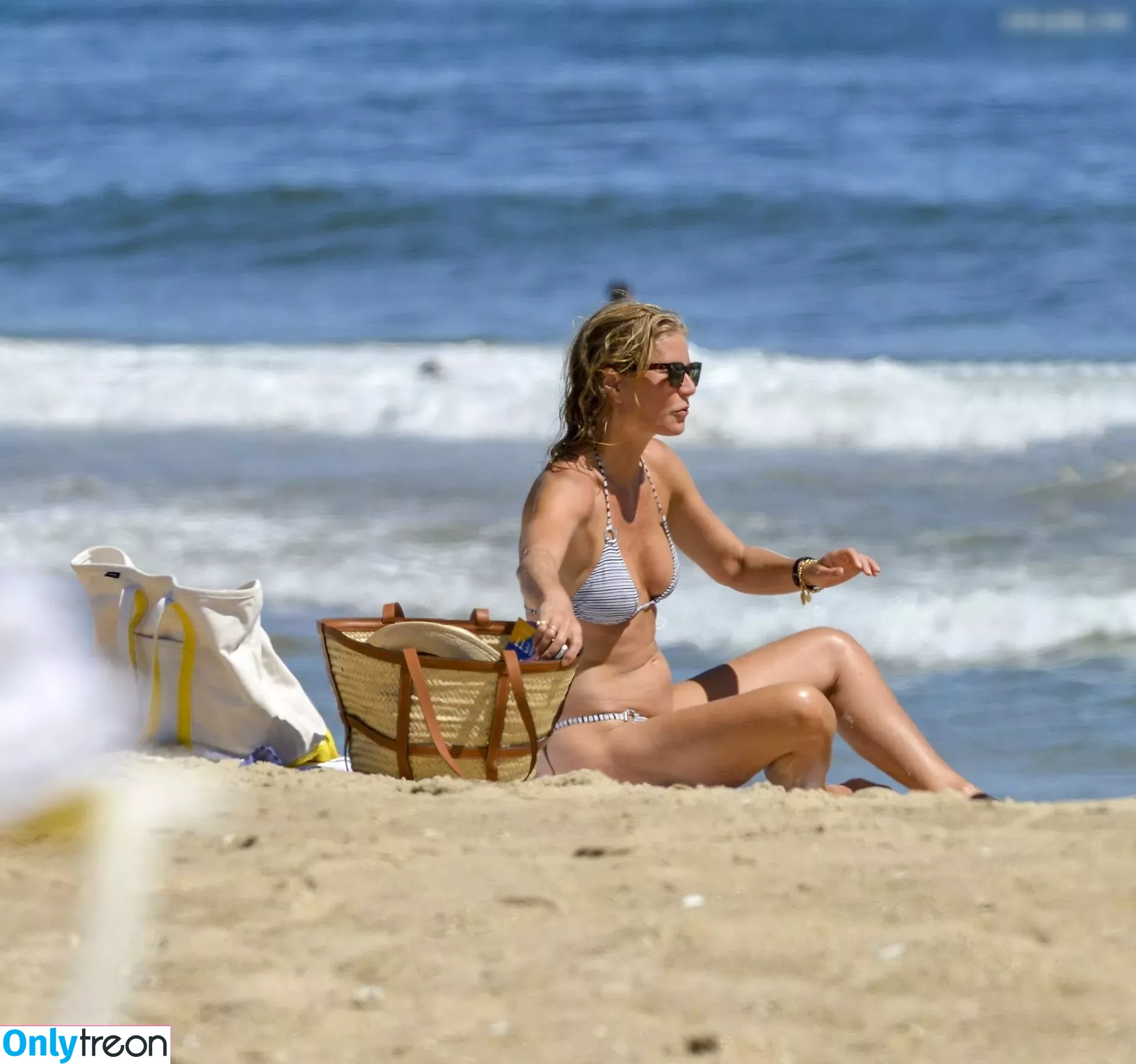 Gwyneth Paltrow голая photo #0344 (GwynethPaltrow)
