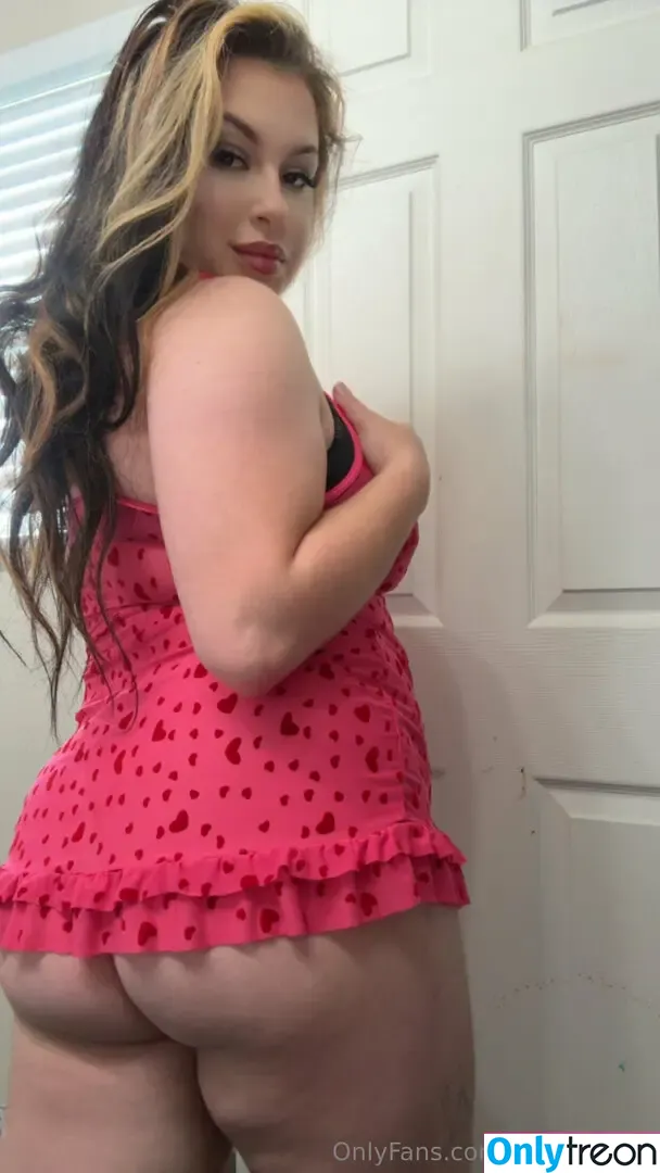 gxddessxxo nude photo #0528 (gxddessxxo)
