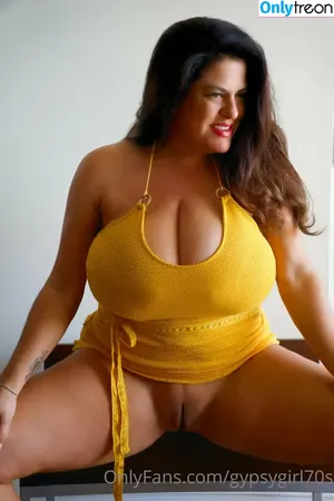 gypsygirl70s / sxy_wildflower nude photo #0021