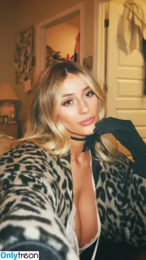 hadelinemope / Maddie Hope nude photo #0691