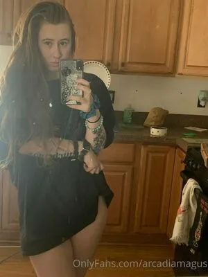  nude photo #0002
