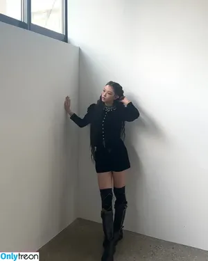 Haerin / Jeans / NewJeans_twt / newjeans_official nude photo #0232