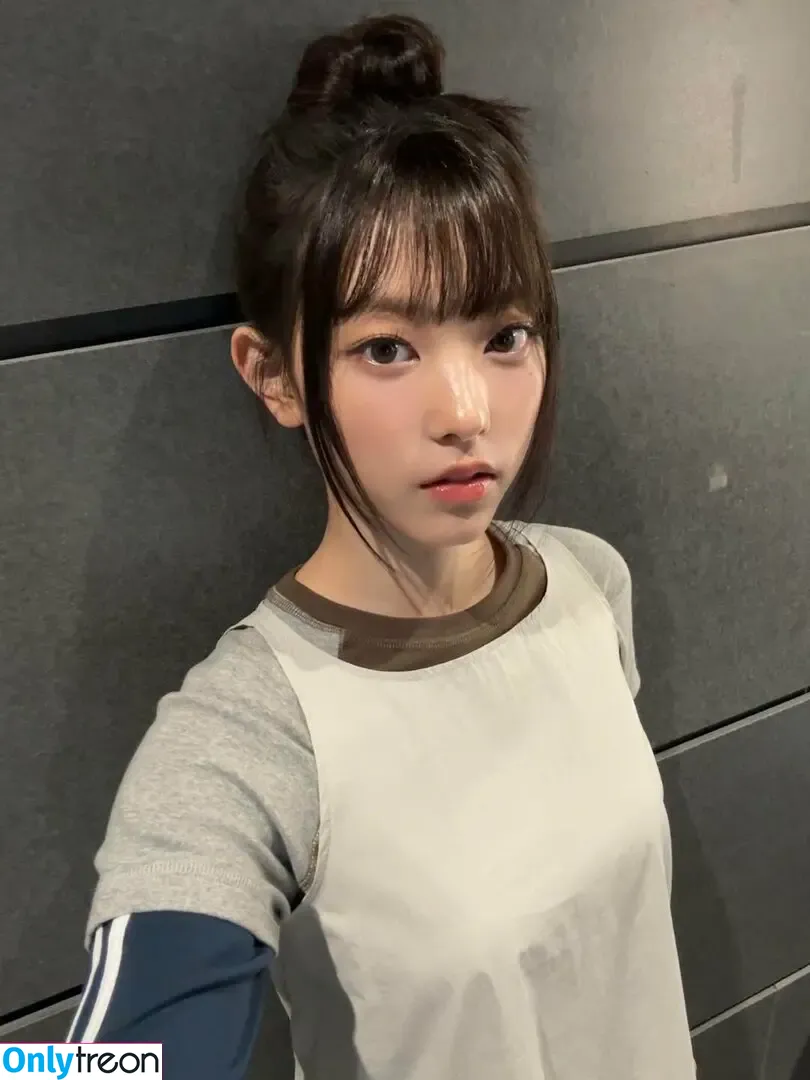 Haerin nude photo #0055 (Jeans / NewJeans_twt / newjeans_official)