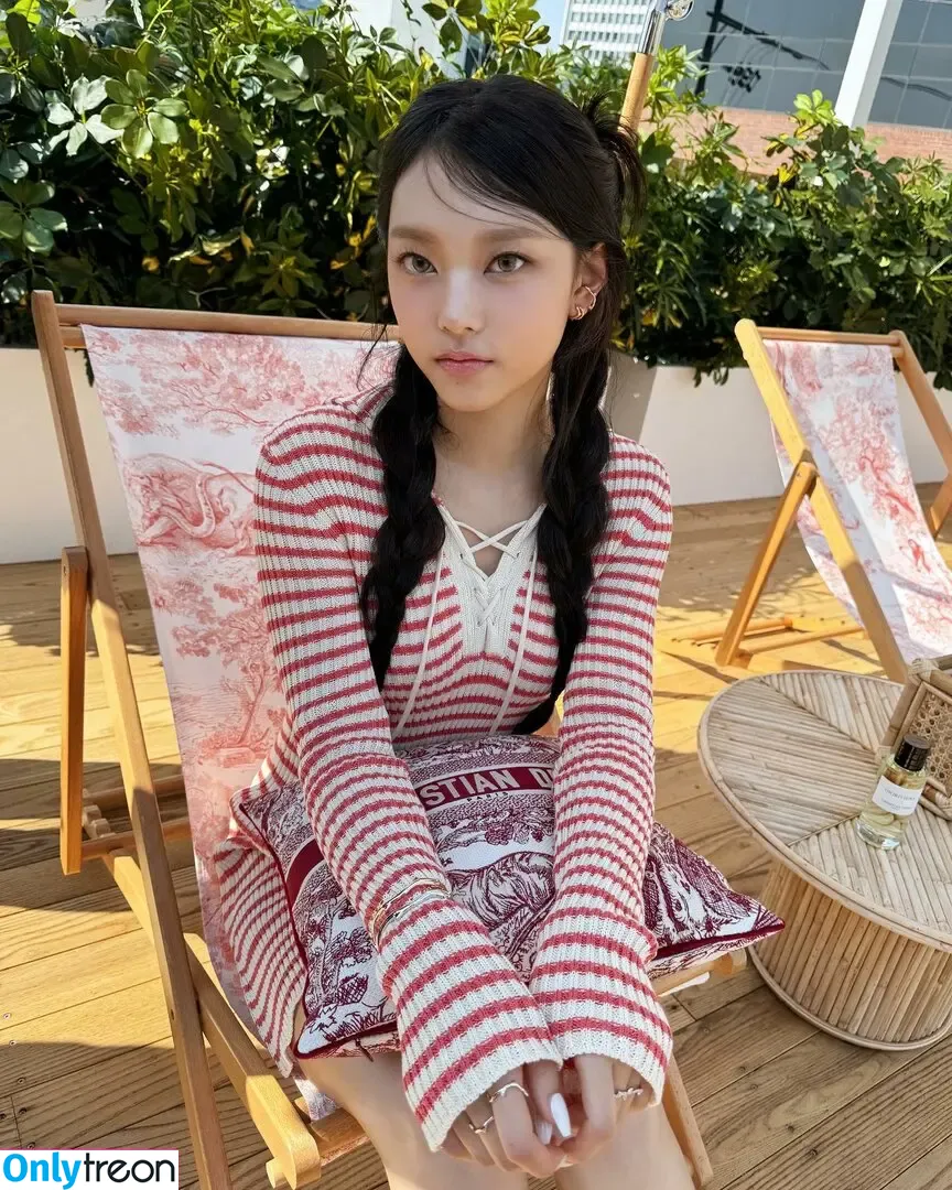 Haerin голая photo #0089 (Jeans / NewJeans_twt / newjeans_official)