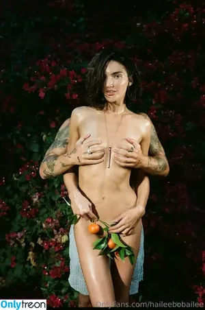 Hailee Lautenbach / Haileebobailee nude photo #0004