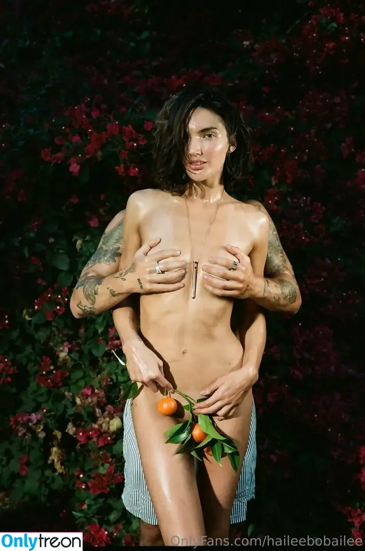 Hailee Lautenbach nude photo #0004 (Haileebobailee)
