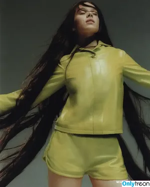 Hailee Steinfeld / haileesteinfeld nude photo #0286