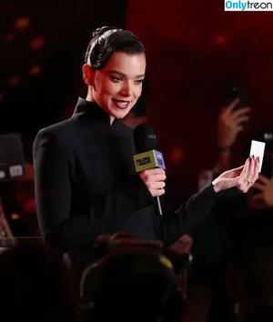 Hailee Steinfeld / hailee_steinfeld / haileesteinfeld фото голая #0425