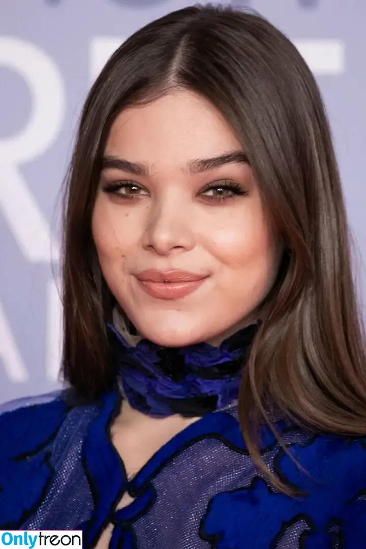 Hailee Steinfeld голая photo #0072 (hailee_steinfeld / haileesteinfeld)
