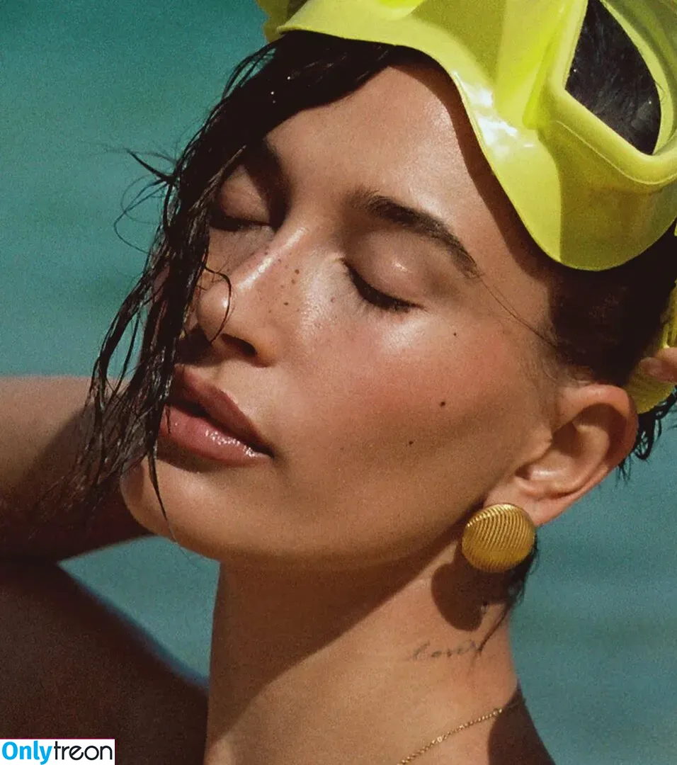 Hailey Baldwin Bieber nude photo #0551 (haileybieber)