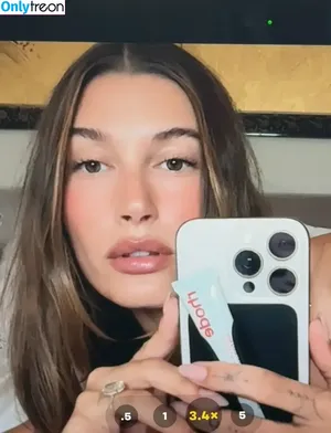 Hailey Baldwin Bieber / haileybieber nude photo #1007