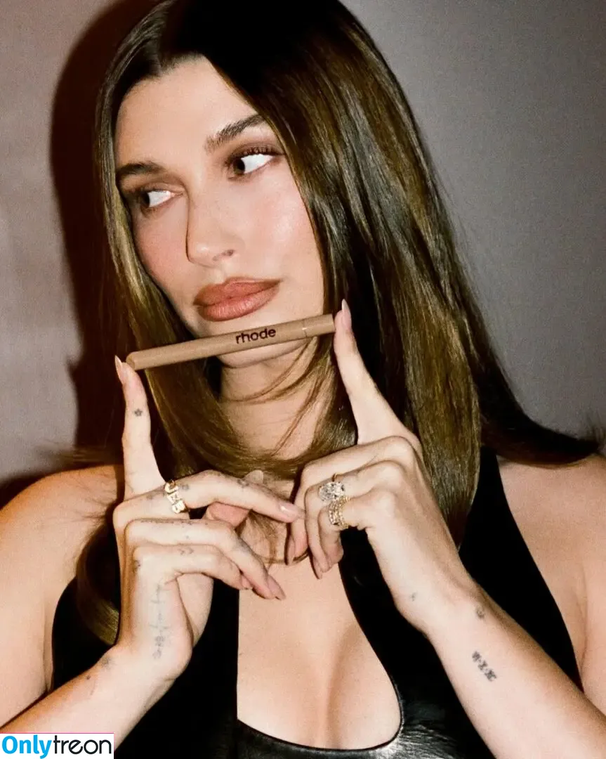 Hailey Baldwin nude photo #0082 (haileybieber)