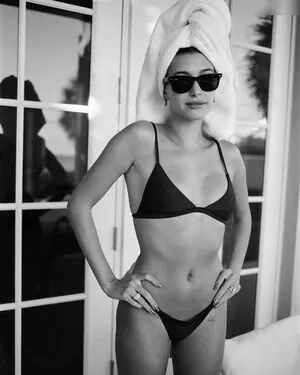 Hailey Bieber / baldwin / haileybieber фото голая #0081