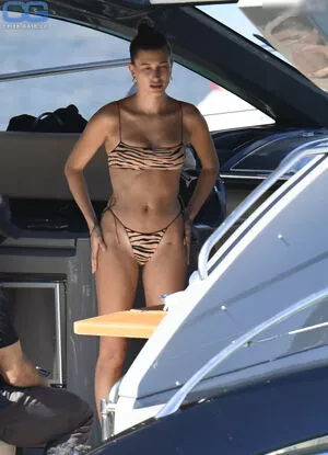 Hailey Bieber / baldwin / haileybieber фото голая #0113
