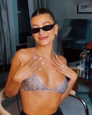 Hailey Bieber / baldwin / haileybieber фото голая #0130