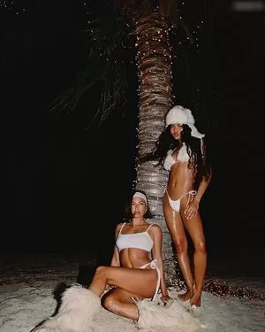 Hailey Bieber / baldwin / haileybieber фото голая #0184