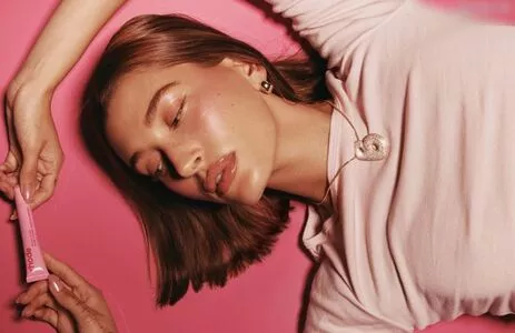 Hailey Bieber / baldwin / haileybieber фото голая #0251
