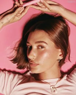 Hailey Bieber / baldwin / haileybieber фото голая #0253