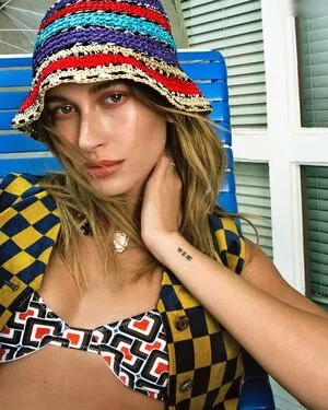 Hailey Bieber / baldwin / haileybieber фото голая #0277