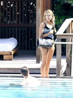 Hailey Bieber / baldwin / haileybieber фото голая #0347