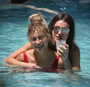 Hailey Bieber / baldwin / haileybieber фото голая #0363