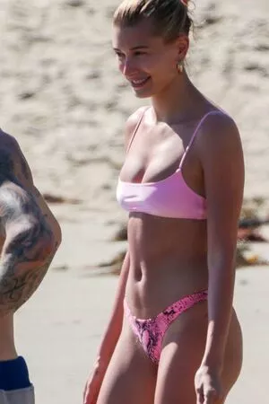 Hailey Bieber / baldwin / haileybieber фото голая #0419