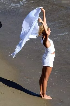 Hailey Bieber / baldwin / haileybieber фото голая #0422
