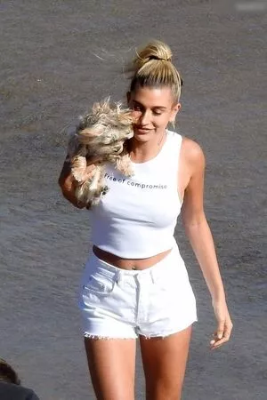 Hailey Bieber / baldwin / haileybieber фото голая #0430