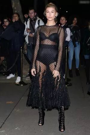 Hailey Bieber / baldwin / haileybieber фото голая #0447