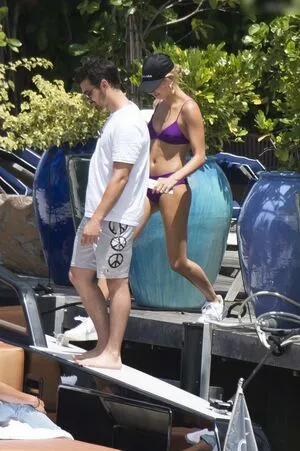 Hailey Bieber / baldwin / haileybieber фото голая #0514