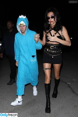 Hailey Bieber / baldwin / haileybieber фото голая #0650