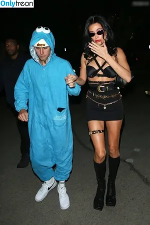 Hailey Bieber / baldwin / haileybieber фото голая #0663