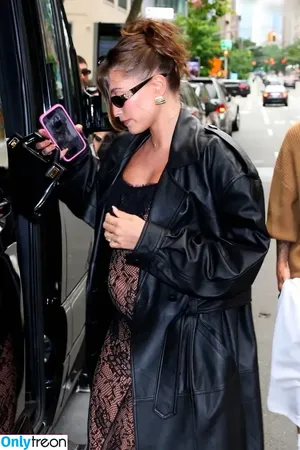 Hailey Bieber / baldwin / haileybieber фото голая #0673