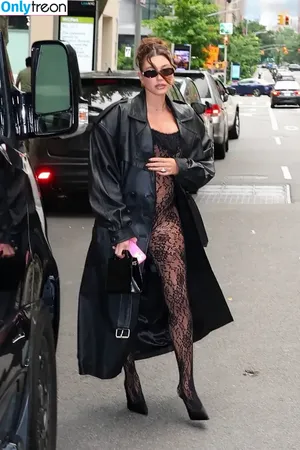 Hailey Bieber / baldwin / haileybieber фото голая #0675