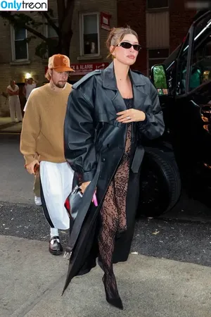 Hailey Bieber / baldwin / haileybieber фото голая #0676