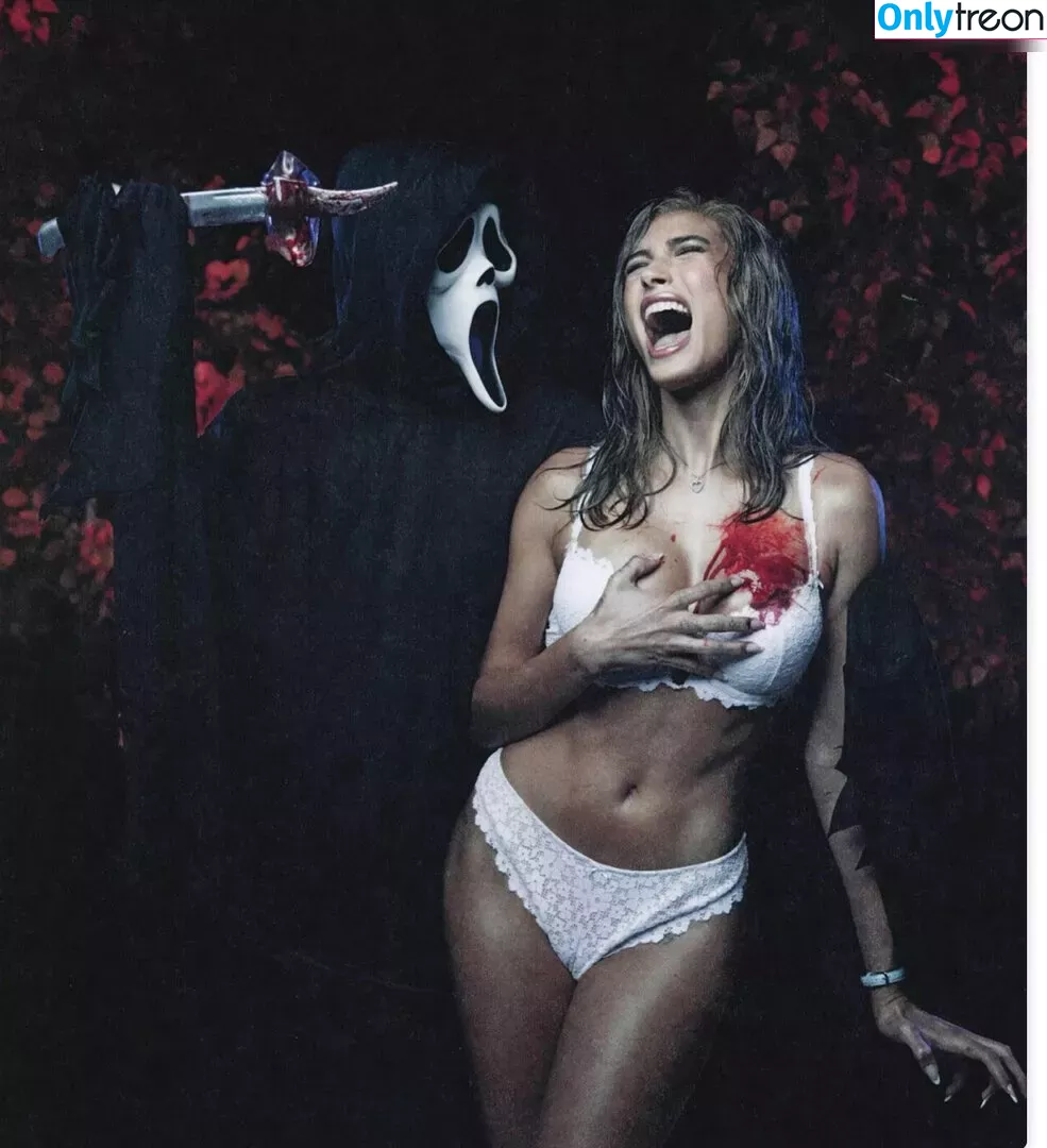 Hailey Bieber голая photo #0146 (baldwin / haileybieber)