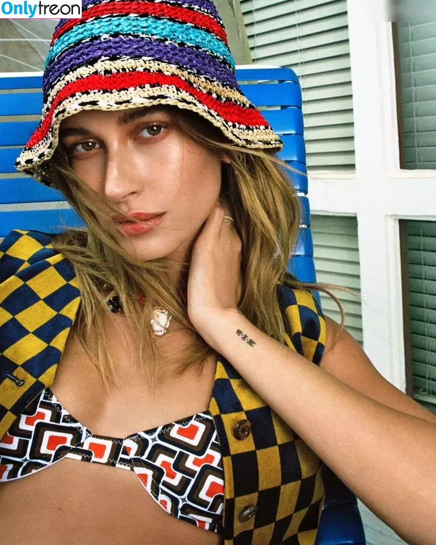 Hailey Bieber голая photo #0277 (baldwin / haileybieber)