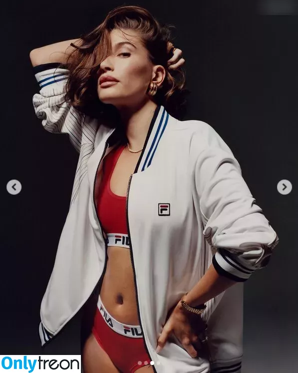 Hailey Bieber nude photo #0366 (baldwin / haileybieber)