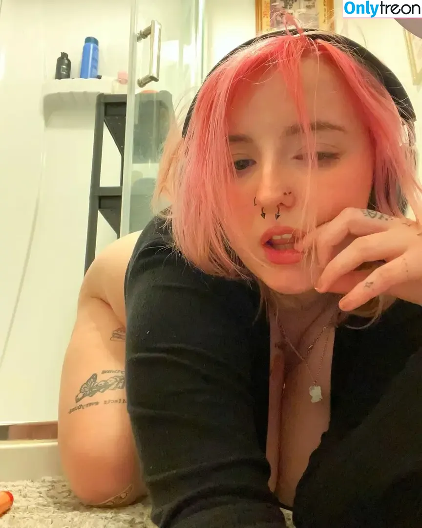 Hailey Brown nude photo #0018 (Haileyybrown___ / haileyybrown)