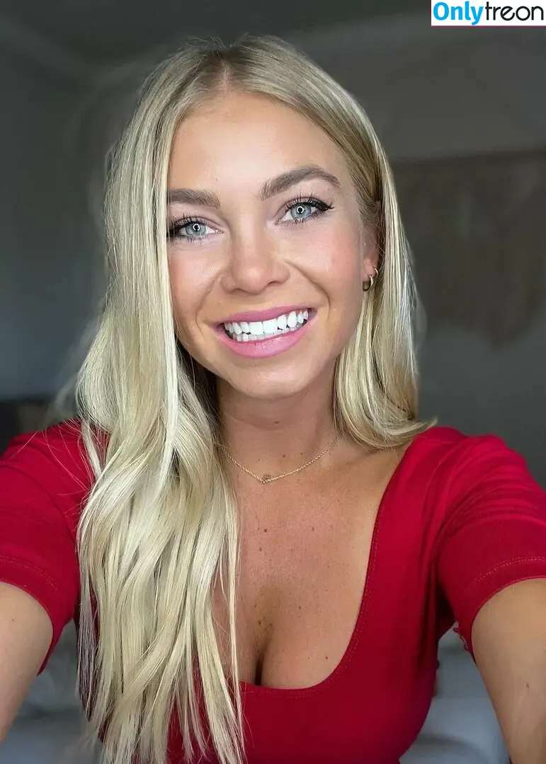 Hailey Ostrom nude photo #0018 (haileyostrom)