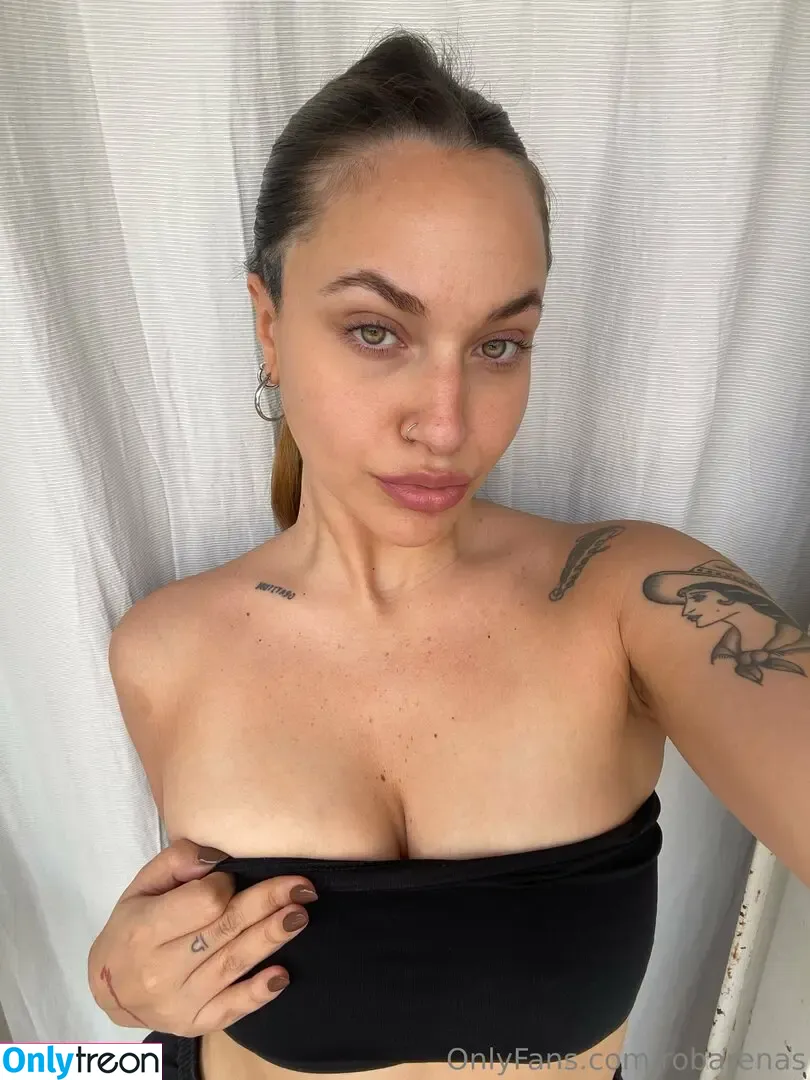 haileyava голая photo #0005 (haileypresley_1)